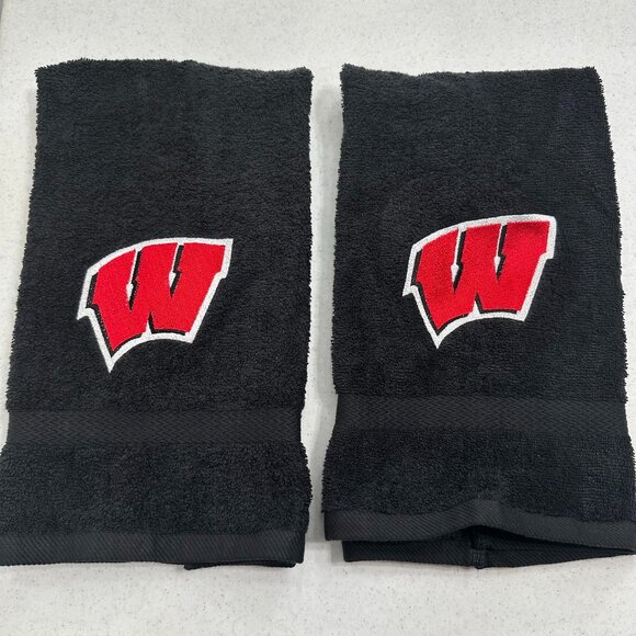 Wisconsin Badgers Towels Embroidered Hand Towel Set Red Black Bathroom Decor - Picture 2 of 3
